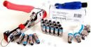 Compression Set 7.0 QM Starter mit universellem Verpresswerkzeug, Cabelcon Pocket Abisoliergerät, 20 Cabelcon CX3 7.0 Quick Mount Steckern und 4 Cabelcon Self-Install- Antennensteckern